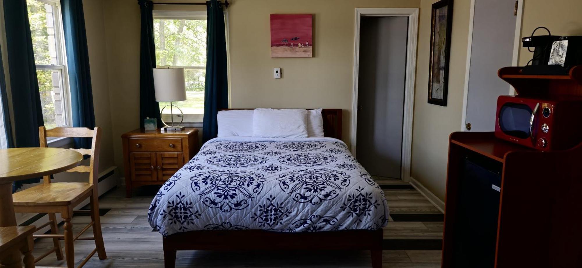 Oscoda Rodeway Inn Formerly Camp Inn Lodge מראה חיצוני תמונה